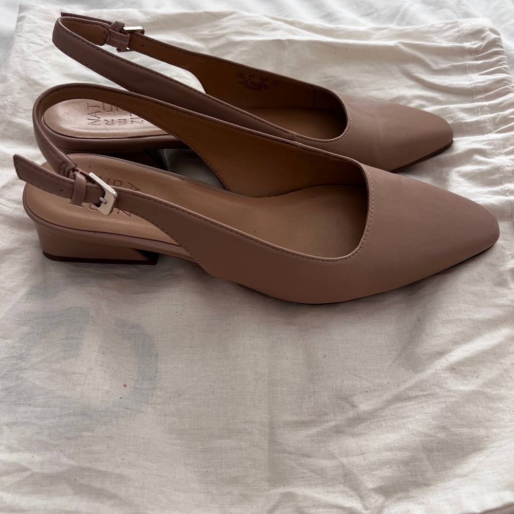 Chic Tan Slingback Heels